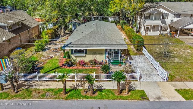 1496 Miller Street, Biloxi, MS 39530