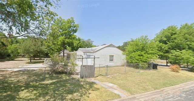 710 Inlow Boulevard, College Station, TX 77840