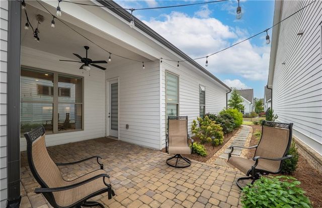 707 Hickory Hollow Walk, Canton, GA 30115