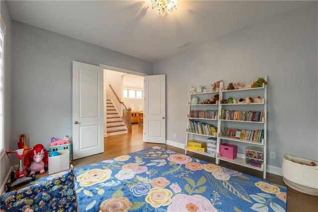 707 Hickory Hollow Walk, Canton, GA 30115