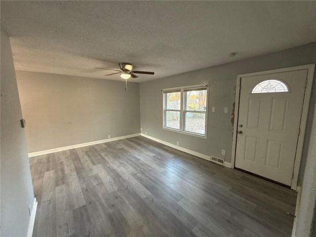 11354 Sycamore Terrace, Kansas City, MO 64134