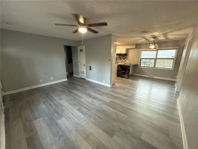 11354 Sycamore Terrace, Kansas City, MO 64134