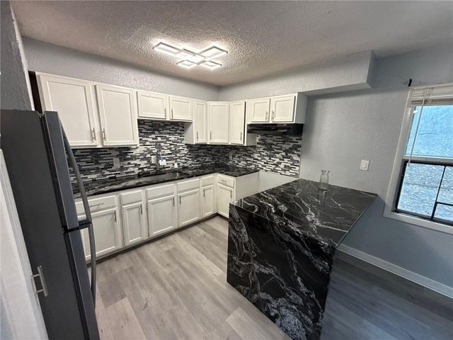 11354 Sycamore Terrace, Kansas City, MO 64134