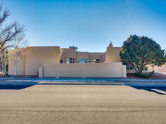 1 Mojave Place, Santa Fe, NM 87508