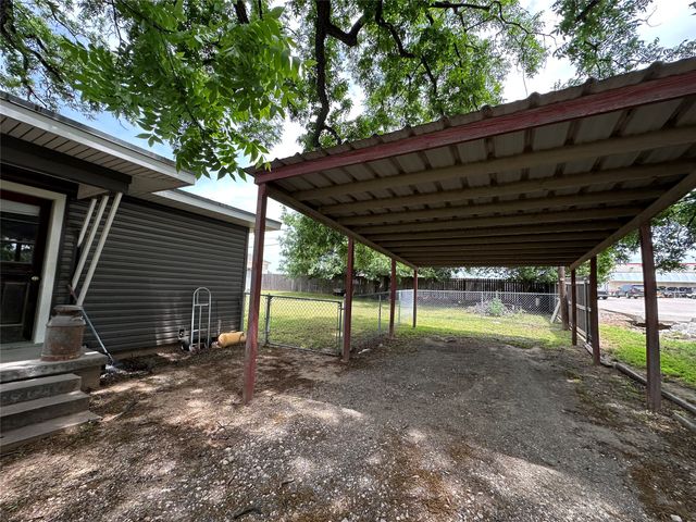 7350 Highway 67 377N, Comanche, TX 76442