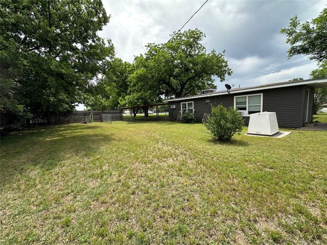 7350 Highway 67 377N, Comanche, TX 76442