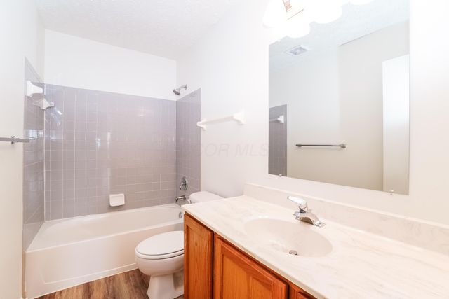 5332 Wadley Court, Canal Winchester, OH 43110
