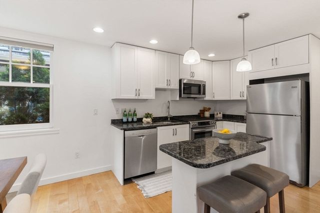 88 Pearl St Rear, Cambridge, MA 02139
