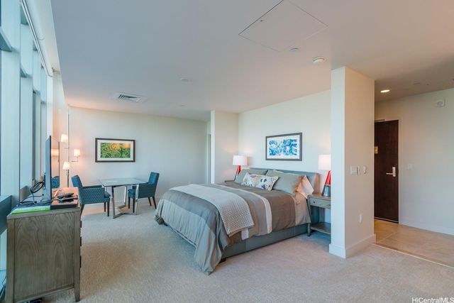 1189 Waimanu Street 2004, Honolulu, HI 96814