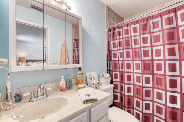 215 Pine Cone Trail, Ormond Beach, FL 32174