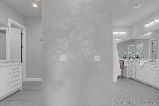 11904 S Toledo Avenue, Tulsa, OK 74137