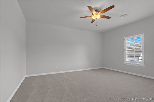 11904 S Toledo Avenue, Tulsa, OK 74137