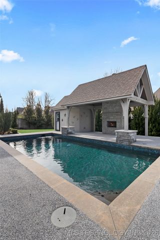 11904 S Toledo Avenue, Tulsa, OK 74137