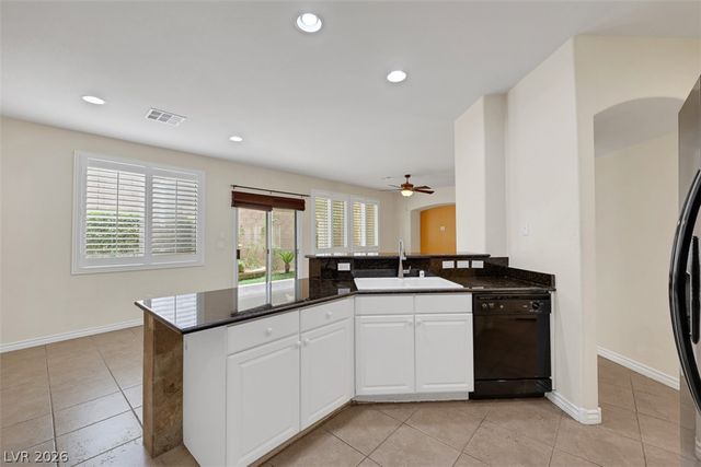 290 Spectacular Street, Henderson, NV 89052