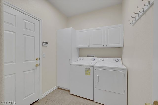 290 Spectacular Street, Henderson, NV 89052