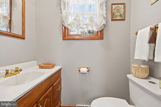 207 MASSACHUSETTS AVE, Cherry Hill, NJ 08002
