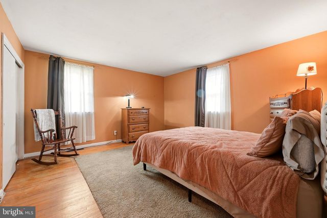 207 MASSACHUSETTS AVE, Cherry Hill, NJ 08002