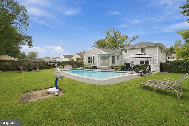 207 MASSACHUSETTS AVE, Cherry Hill, NJ 08002