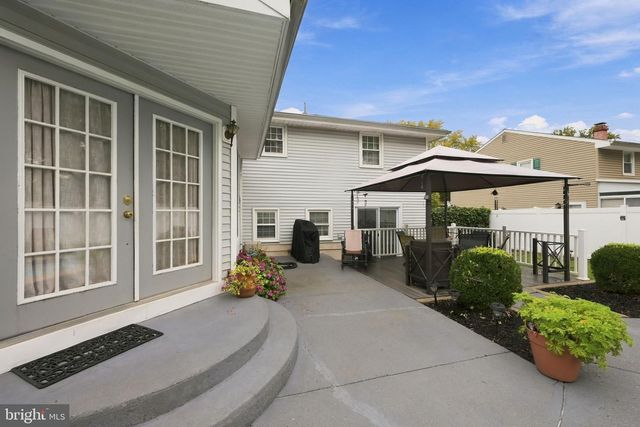 207 MASSACHUSETTS AVE, Cherry Hill, NJ 08002