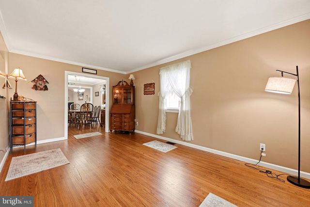 207 MASSACHUSETTS AVE, Cherry Hill, NJ 08002