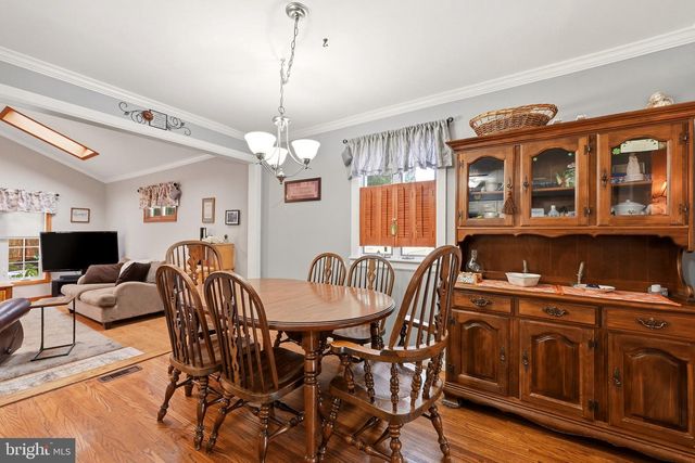 207 MASSACHUSETTS AVE, Cherry Hill, NJ 08002