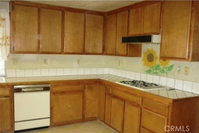 6888 Bookasta Road, Adelanto, CA 92301