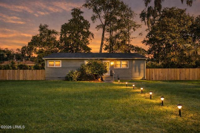 1109 Old Trail Road, Beaufort, SC 29902