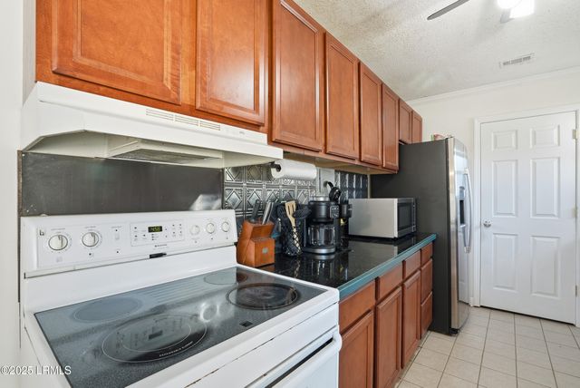 1109 Old Trail Road, Beaufort, SC 29902