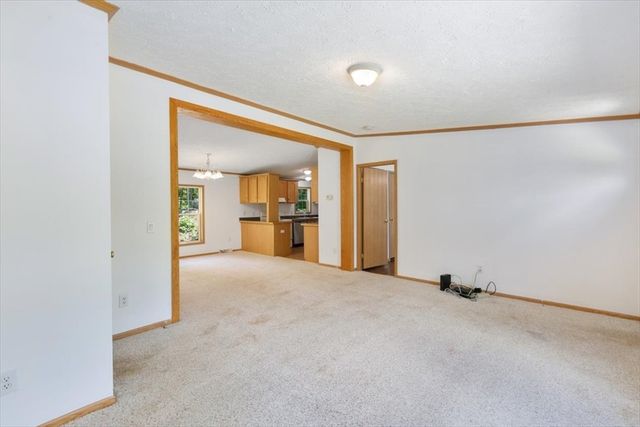 98 Hurricane Rd, Belmont, NH 03220