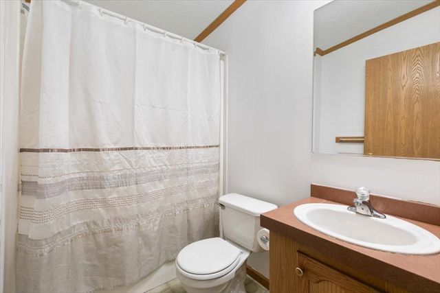 98 Hurricane Rd, Belmont, NH 03220
