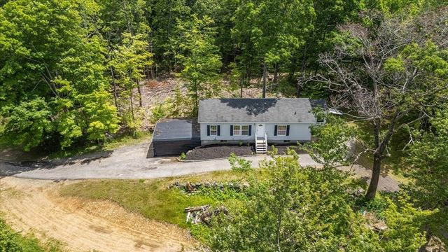 98 Hurricane Rd, Belmont, NH 03220