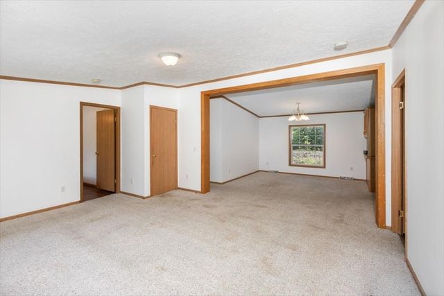 98 Hurricane Rd, Belmont, NH 03220