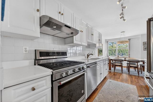 926 Bloomfield Avenue 3A, Glen Ridge, NJ 07028