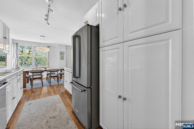 926 Bloomfield Avenue 3A, Glen Ridge, NJ 07028