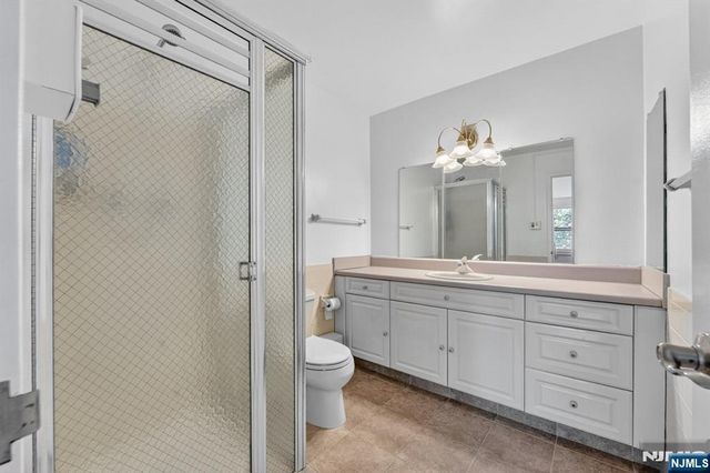 926 Bloomfield Avenue 3A, Glen Ridge, NJ 07028