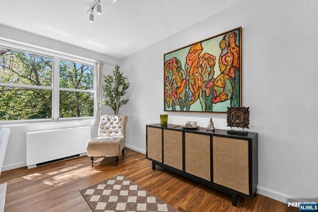 926 Bloomfield Avenue 3A, Glen Ridge, NJ 07028
