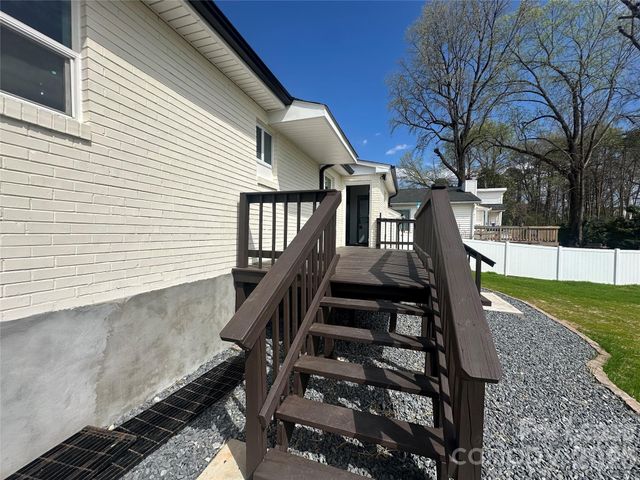 814 Aileen Circle, Pineville, NC 28134