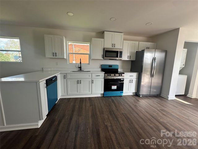 814 Aileen Circle, Pineville, NC 28134