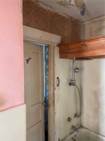 1150 Morrelle Ave, East Mc Keesport, PA 15035