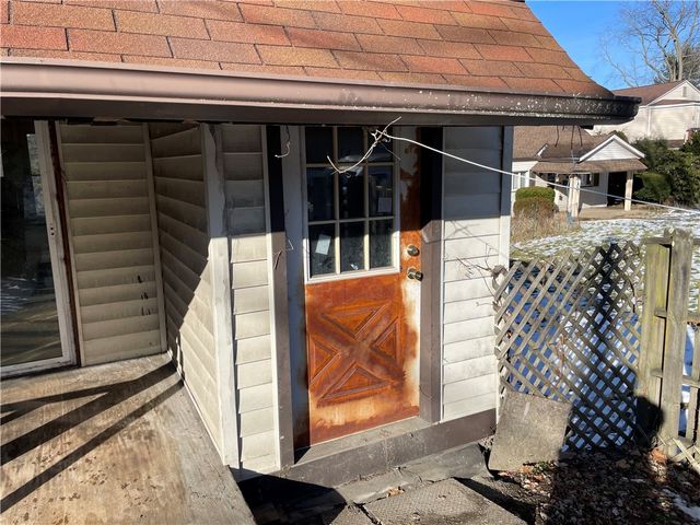 1150 Morrelle Ave, East Mc Keesport, PA 15035