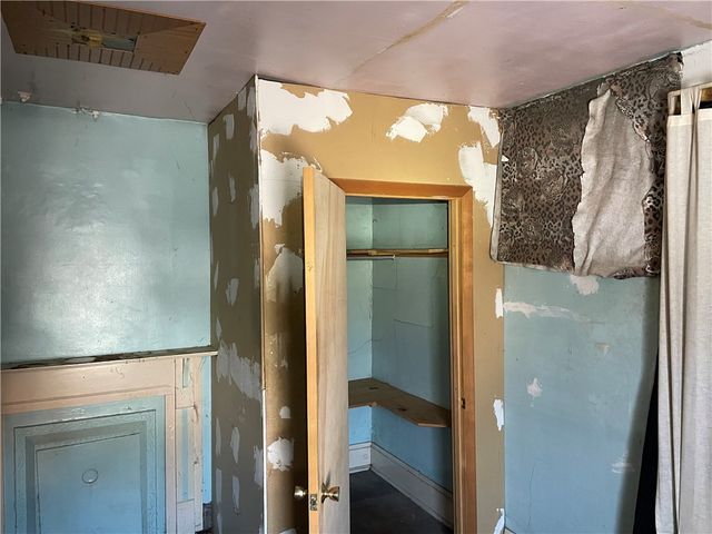 1150 Morrelle Ave, East Mc Keesport, PA 15035