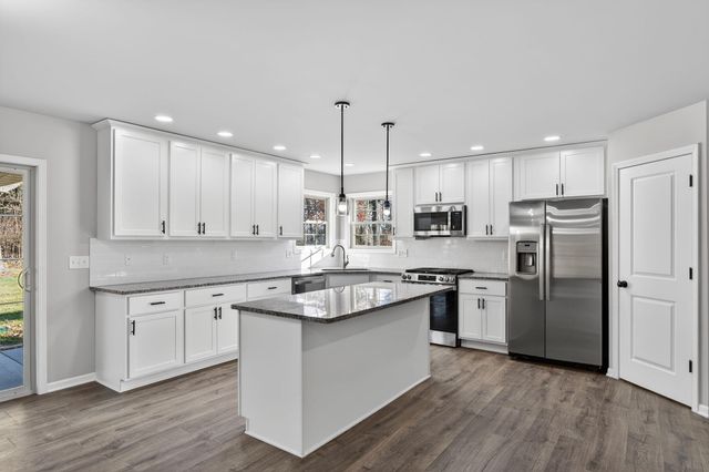 1611 Elderberry Street SE, Demotte, IN 46310