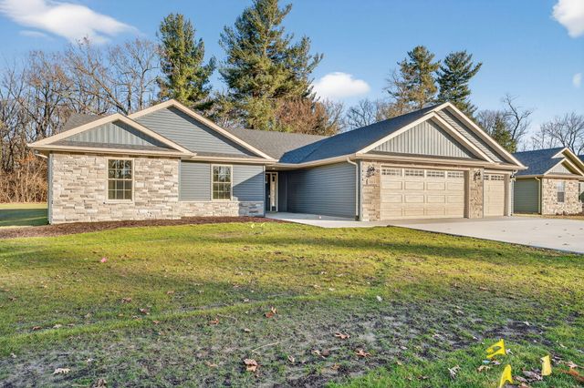 1611 Elderberry Street SE, Demotte, IN 46310