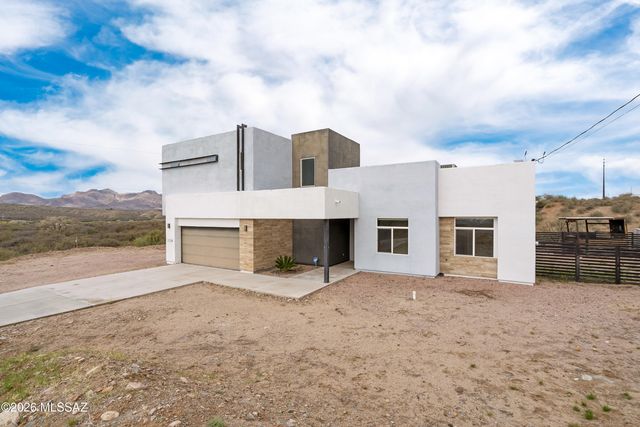 128 Avenida Ostion, Rio Rico, AZ 85648