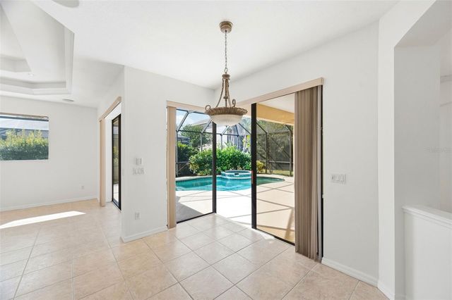 6611 CHICKADEE LANE, Bradenton, FL 34202