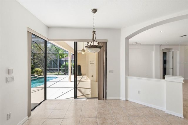6611 CHICKADEE LANE, Bradenton, FL 34202