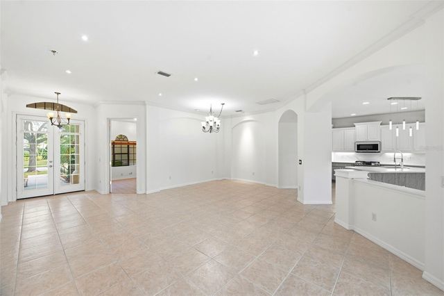 6611 CHICKADEE LANE, Bradenton, FL 34202