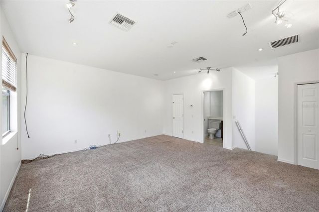 6611 CHICKADEE LANE, Bradenton, FL 34202