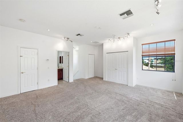 6611 CHICKADEE LANE, Bradenton, FL 34202