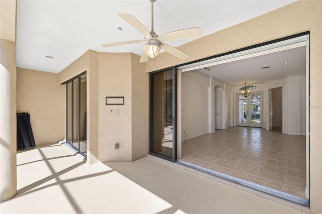 6611 CHICKADEE LANE, Bradenton, FL 34202